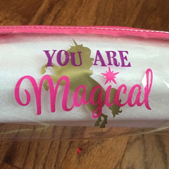 Makeup bundle - Picture 4 of 8